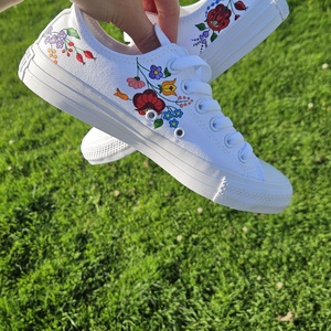 Custom Converse - Kalocsai - ruha & divat - cipő & papucs - cipő, szandál - Meska.hu