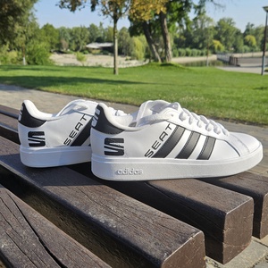 Custom Adidas Grand Court - SEAT, Ruha & Divat, Cipő & Papucs, Cipő, szandál, Festészet, Festett tárgyak, MESKA