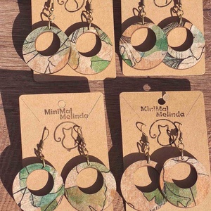 Fa fülbevaló Ginkgo mintával - ékszer - fülbevaló - lógós kerek fülbevaló - Meska.hu