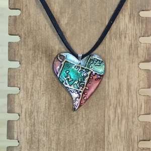 Szívörvény � kézzel készült nyaklánc süthető gyurmából - ékszer - nyaklánc - medálos nyaklánc - Meska.hu