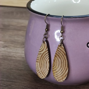 Mintás fülbevaló � festett fa fülbevaló, Ékszer, Fülbevaló, Lógó csepp fülbevaló, Famegmunkálás, Decoupage, transzfer és szalvétatechnika, MESKA