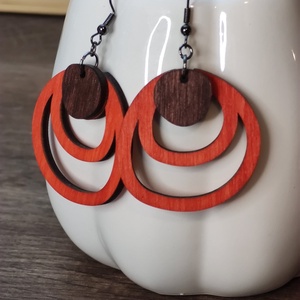 Kétszínű fa fülbevaló - narancspiros+barna, Ékszer, Fülbevaló, Lógó fülbevaló, Famegmunkálás, MESKA
