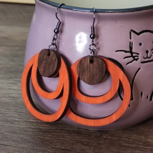 Kétszínű fa fülbevaló - narancspiros+barna - ékszer - fülbevaló - lógó fülbevaló - Meska.hu
