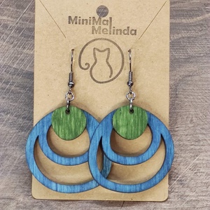 Kétszínű fa fülbevaló - kék+zöld - ékszer - fülbevaló - lógó fülbevaló - Meska.hu