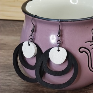 Kétszínű fa fülbevaló - fekete+fehér, Ékszer, Fülbevaló, Lógó fülbevaló, Famegmunkálás, MESKA