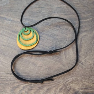 Kétszínű kétrétegű nyaklánc állítható hosszúsággal - sárga+zöld - ékszer - nyaklánc - medálos nyaklánc - Meska.hu