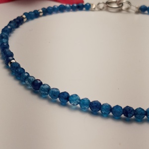 Türelmet adó Kék jade minimál karkötő, Ékszer, Karkötő, Bogyós karkötő, Ékszerkészítés, Gyöngyfűzés, gyöngyhímzés, Meska