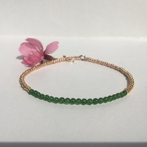 Nefrit jade-rózsaarany gyöngy minimál karkötő , Ékszer, Karkötő, Bogyós karkötő, Ékszerkészítés, Gyöngyfűzés, gyöngyhímzés, Meska