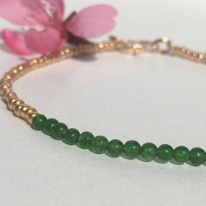 Nefrit jade-rózsaarany gyöngy minimál karkötő  - ékszer - karkötő - bogyós karkötő - Meska.hu