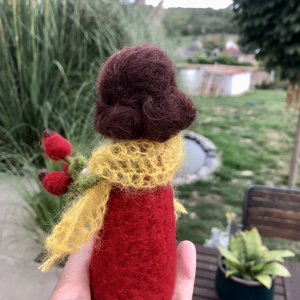 Tűnemezelt Csipkebogyóka  - művészet - textilkép - nemezelt - Meska.hu Tűnemezelt Csipkebogyóka  - művészet - textilkép - nemezelt - Meska.hu