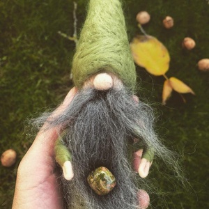 Alfonz, az ásványőrző manó - játék & sport - készségfejlesztő és logikai játék - montessori szivárvány, waldorf játékok - Meska.hu