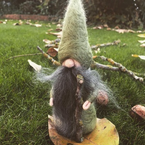 Alfonz, az ásványőrző manó - Meska.hu