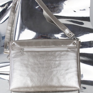 WINTERFOREST női műszőrme táska - táska & tok - kézitáska & válltáska - kézitáska - Meska.hu