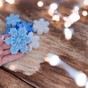 Hópehely gyertya - karácsony - karácsonyi lakásdekoráció - karácsonyi illatgyertya, mécses - Meska.hu Hópehely gyertya - karácsony - karácsonyi lakásdekoráció - karácsonyi illatgyertya, mécses - Meska.hu