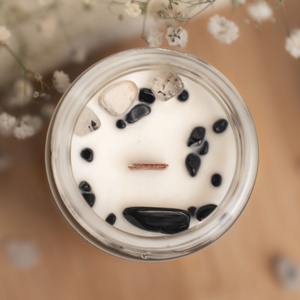 Spirituális védelem ásványos illatgyertya - otthon & életmód - gyertya, illat, aroma - gyertya - Meska.hu