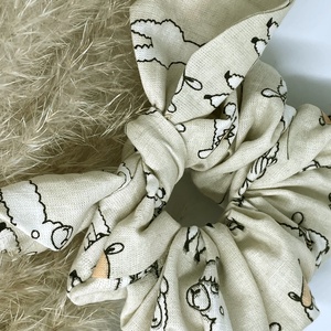 textil scrunchie hajgumi, M nyuszifüles  - Lámás - Meska.hu