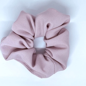 Textil scrunchie hajgumi, M  - levendulalila - ruha & divat - hajdísz & hajcsat - hajgumi - Meska.hu
