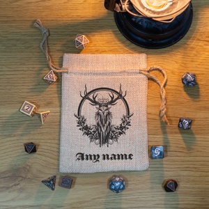 Névre szóló dobókockatartó - Druid emblémával - Meska.hu