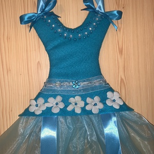 Hercegnő báli ruhája hajcsat tartó - ékszer - ékszertartó - fali ékszertartó - Meska.hu