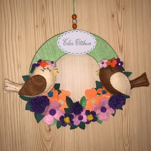 Színes kopogtató filc madarakkal, virágokkal - otthon & életmód - dekoráció - ajtó- és ablak dekoráció - ajtódísz & kopogtató - Meska.hu