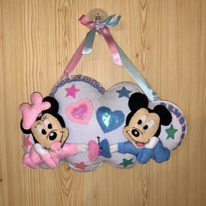 Mickey és Minnie egeres filc névtábla, ajtódísz, babaszoba dekoráció, Otthon & Életmód, Babaszoba, gyerekszoba, Babaszoba dekoráció, Varrás, Mindenmás, MESKA