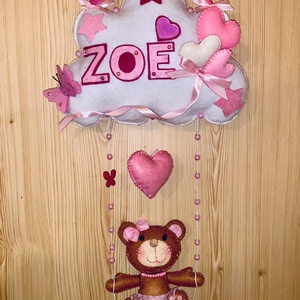 Hintázó kislány maci filc  gyerek névtábla,ajtódísz,falidísz, Otthon & Életmód, Babaszoba, gyerekszoba, Babaszoba dekoráció, Varrás, Mindenmás, MESKA