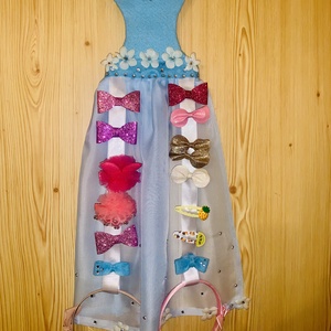 A hercegnő kék ruhája hajcsat tartó, Ékszer, Ékszertartó, Fali ékszertartó, Varrás, Mindenmás, MESKA