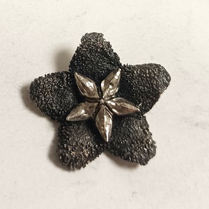 Viaszvirág medál - ékszer - nyaklánc - medál - Meska.hu