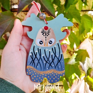 Lirava  A Harmatvölgy Apró Kísérője  kézzel festett fafigura - otthon & életmód - dekoráció - fali és függő dekoráció - függődísz - Meska.hu