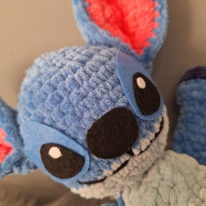 Horgolt Stitch nyunyóka/alvóka - játék & sport - plüssállat & játékfigura - plüss mesefigurák - Meska.hu