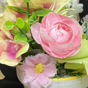 Tavaszi kert asztali dísz - otthon & életmód - virágdekoráció - virágdíszek - asztali virágdísz - Meska.hu