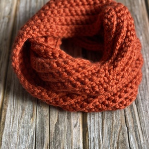 Horgolt körsál - narancs - ruha & divat - sál, sapka, kendő - sál - Meska.hu