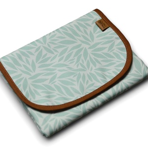 Pelenkázó lap -  vízhatlan, kicsire összehajtható, mosható - creamgreen, Szépségápolás, Pelenka & Babaápolás, Pelenkázó alátét, Varrás, MESKA