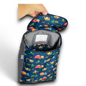 Munkagépes ovis hátizsák névvel - játék & sport - ovis felszerelés - ovis hátizsák - Meska.hu