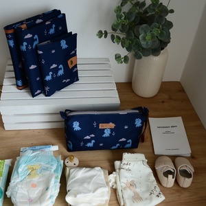 Cipzáras neszeszer Walking Mum midi � Dinóbarátok - táska & tok - neszesszer - Meska.hu