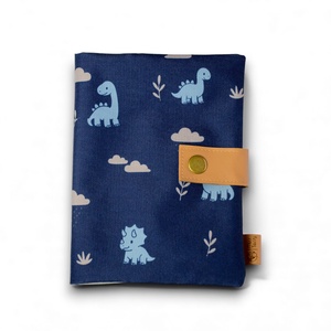 Vízhatlan egészségügyi kiskönyv borító - dínóbarátok, Baba - mama, Babaemlékek, Egészségügyi kiskönyv borító, Varrás, MESKA