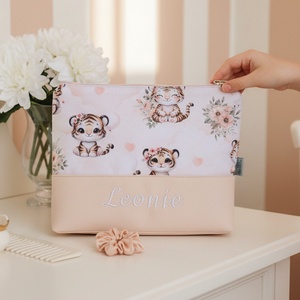 Cipzáros neszeszer névvel - 2 méretben - mini tigris - Meska.hu