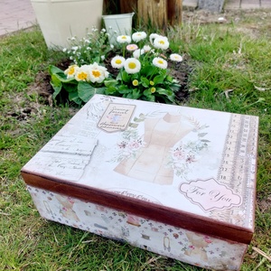Tároló doboz / Varrós doboz, Otthon & Életmód, Tárolás & Rendszerezés, Doboz, Decoupage, transzfer és szalvétatechnika, MESKA