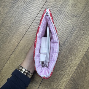 Fehér virágos - Mini neszeszer - táska & tok - neszesszer - Meska.hu