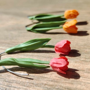 Lógós tulipán fülbevaló - ékszer - fülbevaló - lógó fülbevaló - Meska.hu
