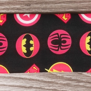 csajos szuperhős lógó  mintás textil papírzsebkendő tartó - otthon & életmód - tárolás & rendszerezés - zsebkendőtartó - Meska.hu