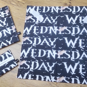Wednesday mintás szett, zsepitartó és újraszalvéta,textilszalvéta tízórai,uzsonna csomagolására+uzsonnatasak - otthon & életmód - konyhafelszerelés, tálalás - konyhai textil - szalvéta - Meska.hu