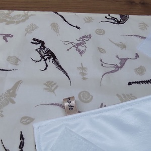 dinoszaurusz mintás  újraszalvéta,textilszalvéta tízórai,uzsonna csomagolására, - otthon & életmód - konyhafelszerelés, tálalás - konyhai textil - szalvéta - Meska.hu