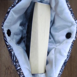 geometriai  mintás  könyvtok-könyvtartó vagy tablet tartó vízálló vászon anyagból - könyv & zene - könyvtok - Meska.hu