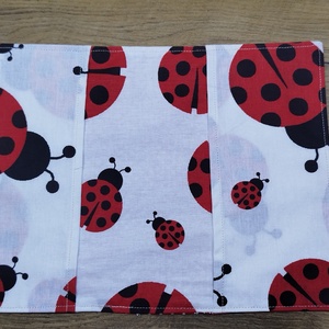 textil gyermek egészségügyi kiskönyv borító,katicabogár mintával - otthon & életmód - papír, írószer - egészségügyi kiskönyv borító - Meska.hu