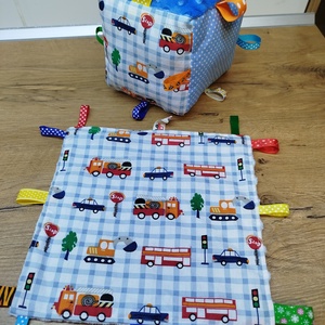 Autó mintás  címkerongyi+puha csörgő címkekocka szett, Játék & Sport, 3 éves kor alattiaknak, Babakocka, Varrás, MESKA