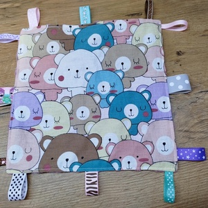 maci  mintás  címkerongyi -szundikendő, Játék & Sport, 3 éves kor alattiaknak, Alvóka & Rongyi, Varrás, MESKA