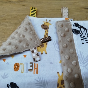 textil gyermek egészségügyi kiskönyv borító+címkerongyi maci- repülőgép   mintával  - baba - mama - babaemlékek - egészségügyi kiskönyv borító - Meska.hu