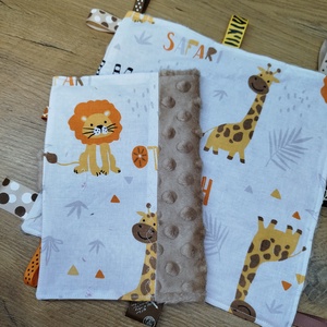 textil gyermek egészségügyi kiskönyv borító+címkerongyi maci- repülőgép   mintával  - baba - mama - babaemlékek - egészségügyi kiskönyv borító - Meska.hu