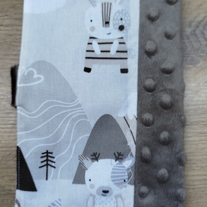 textil gyermek egészségügyi kiskönyv borító állat   mintával, Baba - mama, Babaemlékek, Egészségügyi kiskönyv borító, , textil gyermek egészségügyi kiskönyv borító, állatmintával,anyaga pamutvászon,patental záródik.
Kér..., MESKA